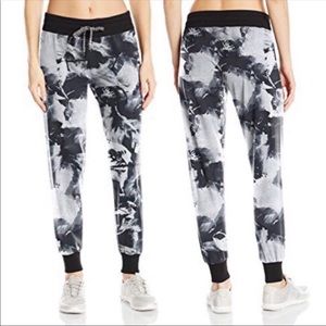 Lucy jogger pants Dri fit black white gray S M